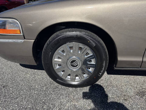 2004 Mercury Grand Marquis GS