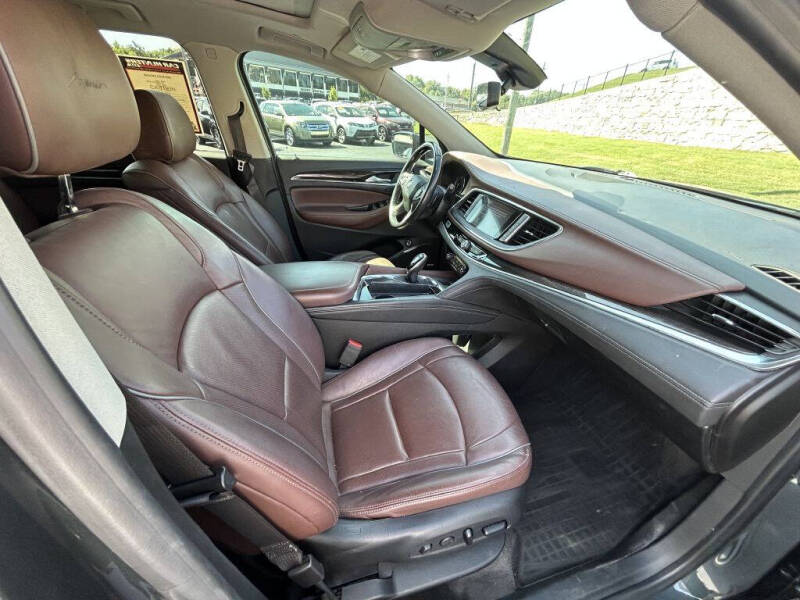 2020 Buick Enclave Avenir