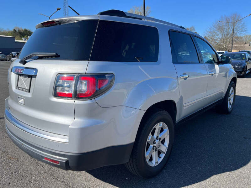 2016 GMC Acadia SLE-2