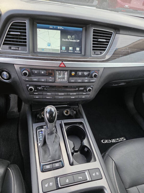 2015 Hyundai Genesis 3.8L