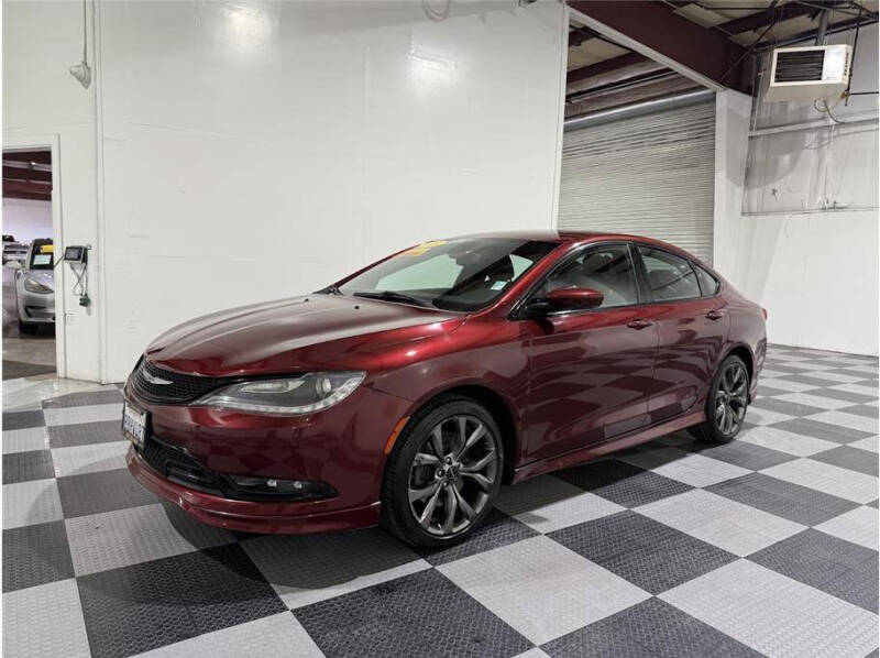 2016 Chrysler 200 S
