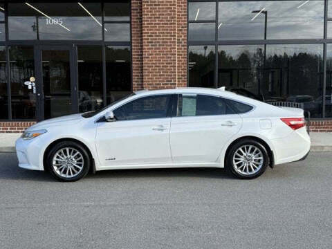 2018 Toyota Avalon Hybrid Limited