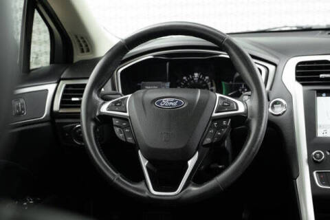 2017 Ford Fusion Hybrid SE