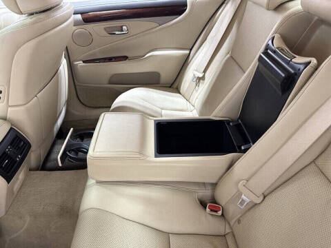2014 Lexus LS 460