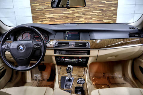 2011 BMW 5 Series 528i