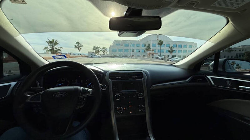 2019 Ford Fusion S