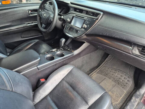 2018 Toyota Avalon XLE