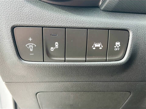 2021 Hyundai Kona SEL Plus