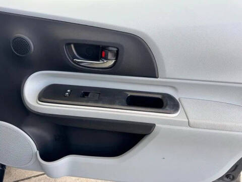 2014 Toyota Prius c