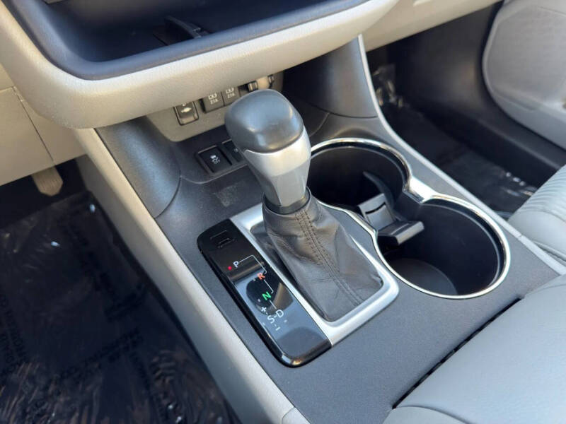 2017 Toyota Highlander