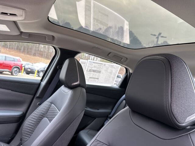 2026 Nissan LEAF Platinum+