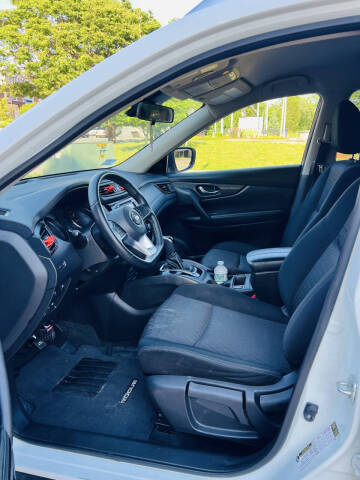 2020 Nissan Rogue S