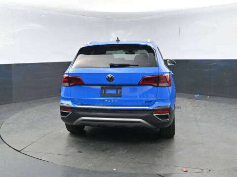 2023 Volkswagen Taos SE 4Motion