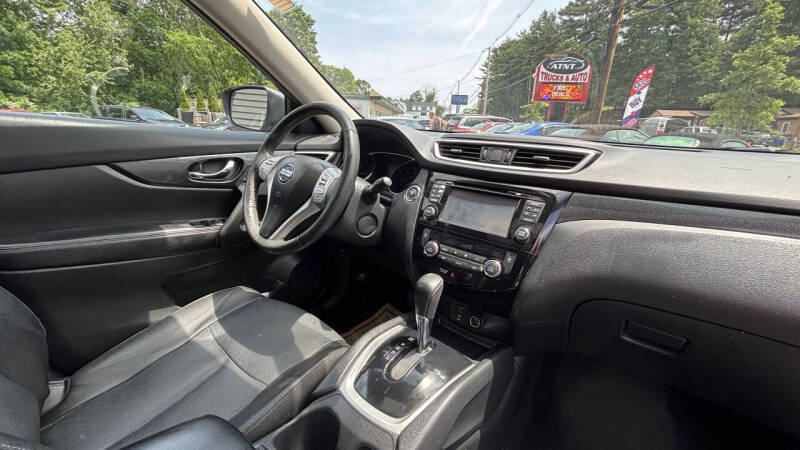 2016 Nissan Rogue SL