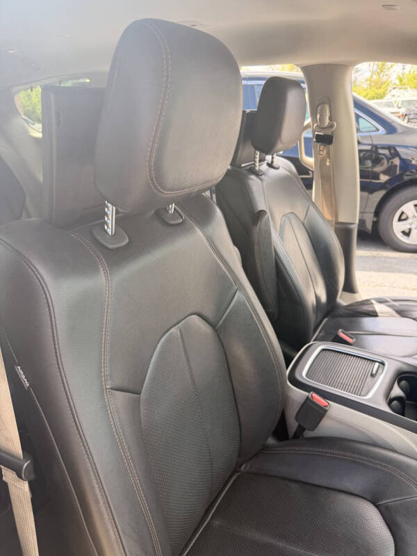 2018 Chrysler Pacifica Touring L Plus