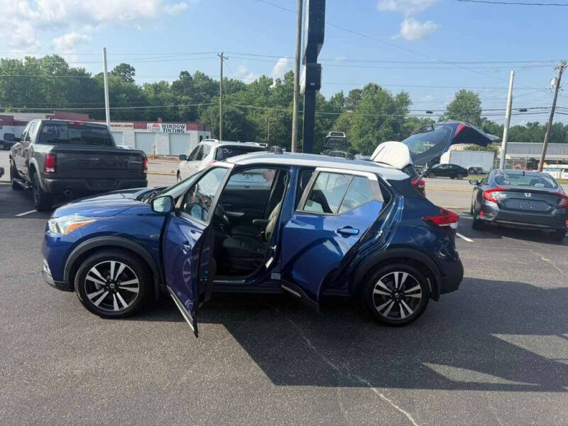 2018 Nissan Kicks SR