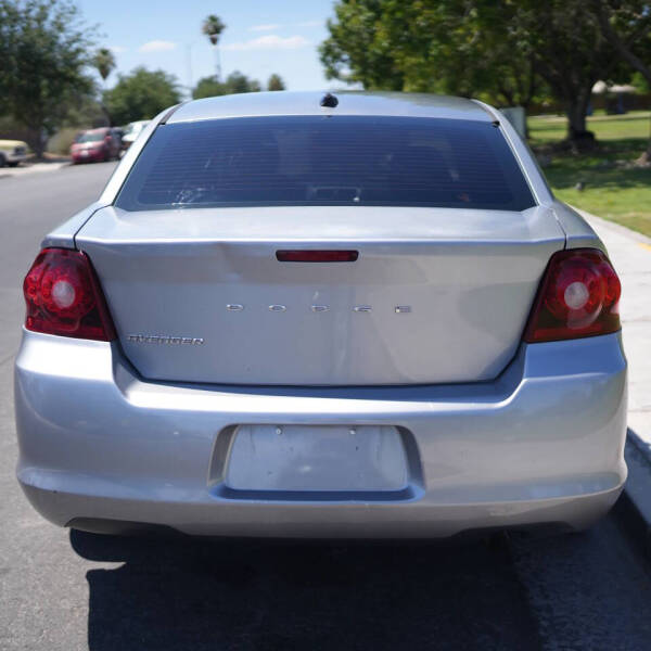 2013 Dodge Avenger SE