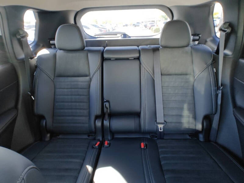 2025 Mitsubishi Outlander PHEV SE