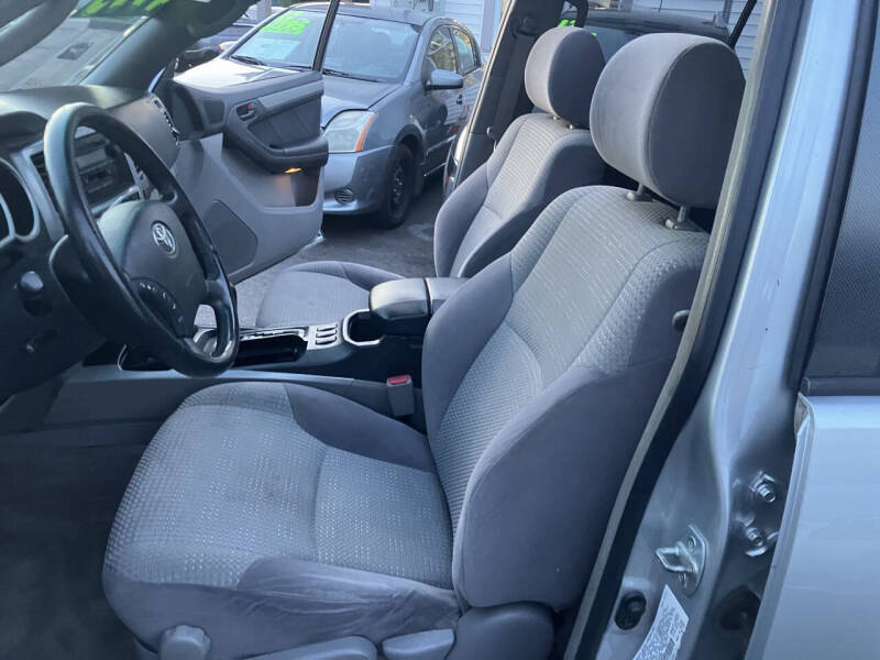 2005 Toyota 4Runner SR5
