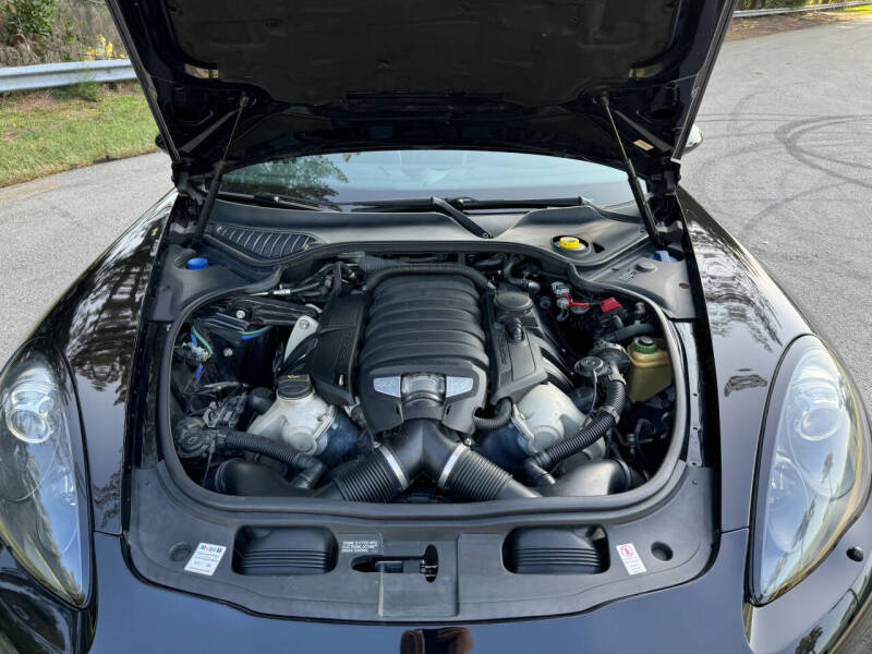 2013 Porsche Panamera GTS