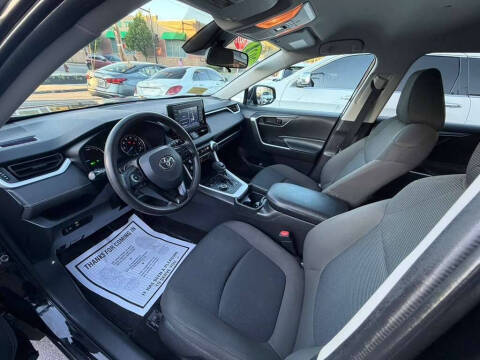 2021 Toyota RAV4 Hybrid LE