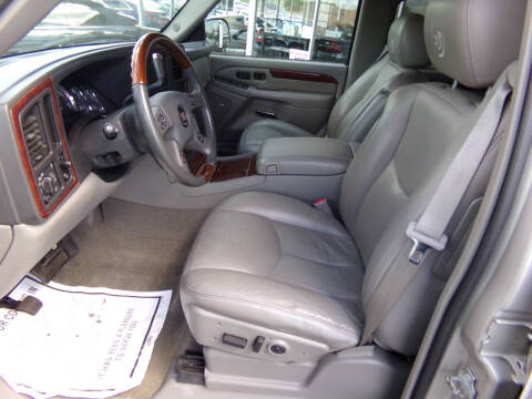 2005 Cadillac Escalade