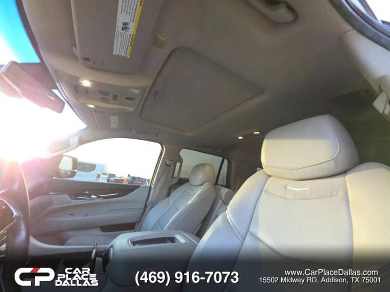 2016 Cadillac Escalade Luxury Collection