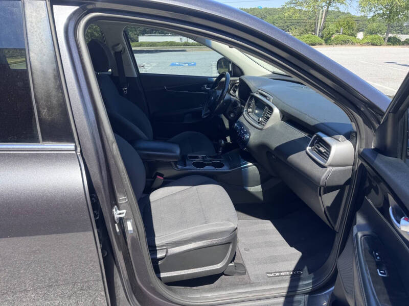 2018 Kia Sorento LX