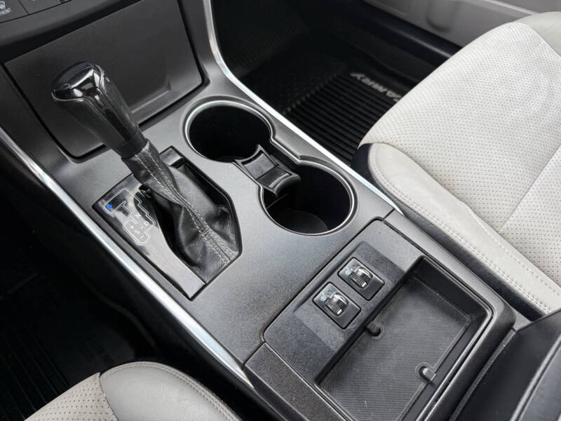 2015 Toyota Camry XSE