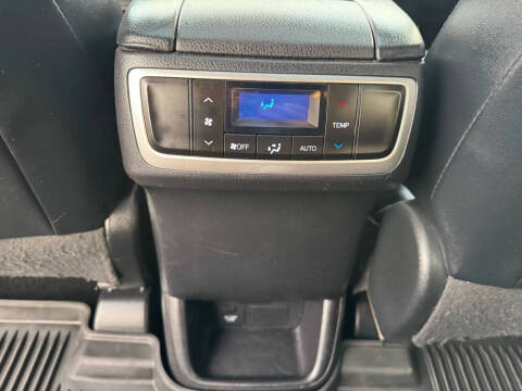 2017 Toyota Highlander