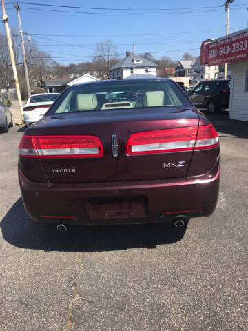 2011 Lincoln MKZ