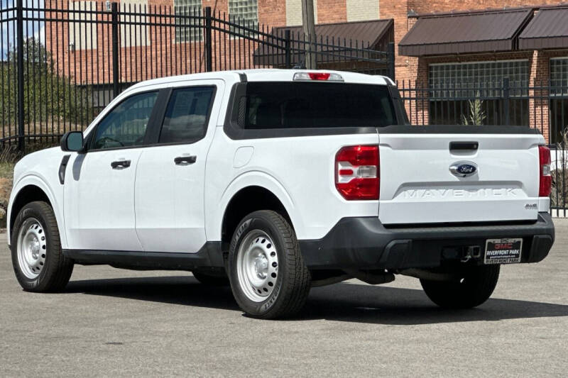 2022 Ford Maverick XL