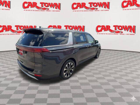 2024 Kia Carnival EX