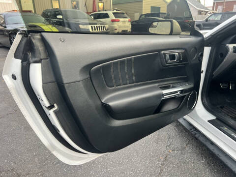 2019 Ford Mustang EcoBoost Premium