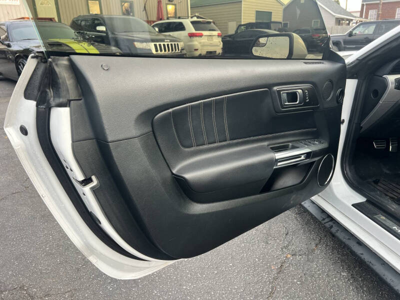 2019 Ford Mustang EcoBoost Premium