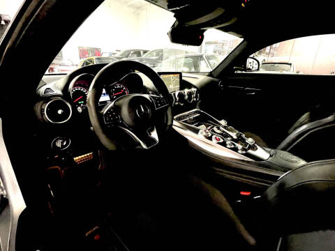 2016 Mercedes-Benz AMG GT S