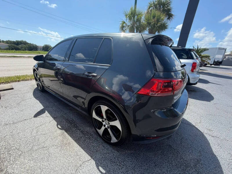 2017 Volkswagen Golf GTI S