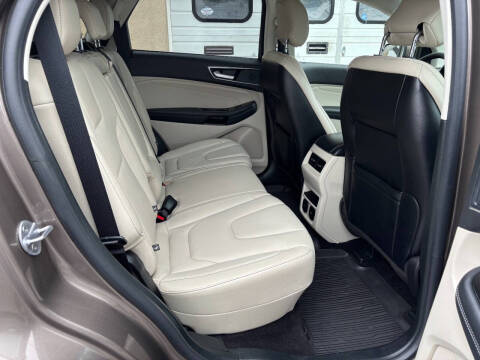 2019 Ford Edge Titanium