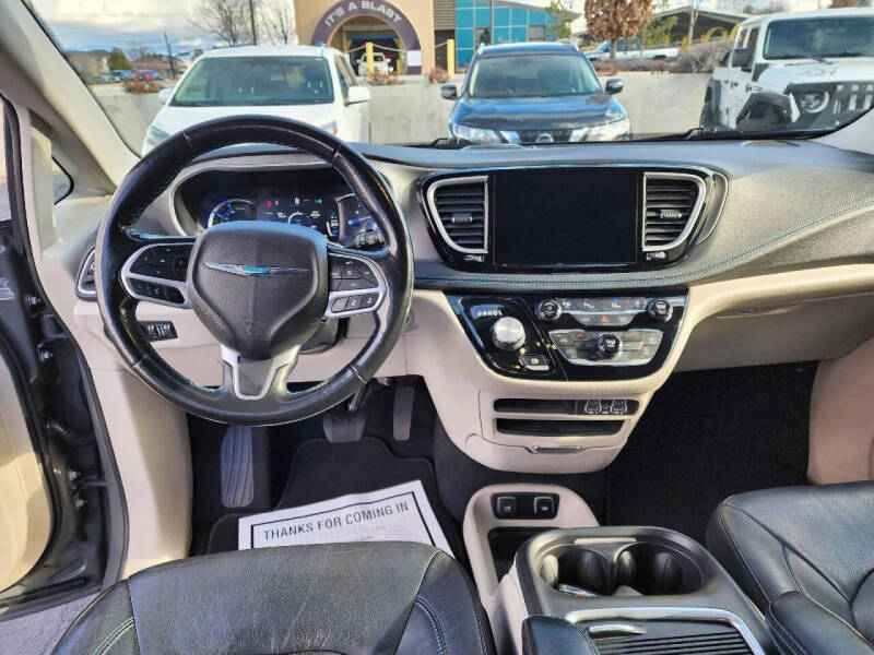 2021 Chrysler Pacifica Hybrid Touring L