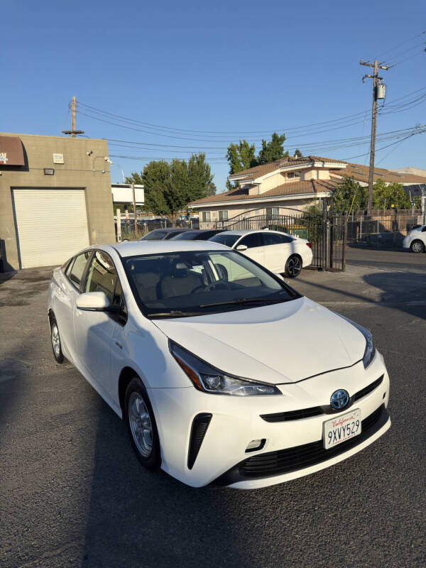 2022 Toyota Prius L Eco