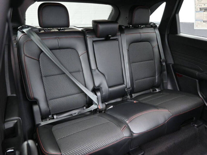 2025 Ford Escape Hybrid ST-Line Select