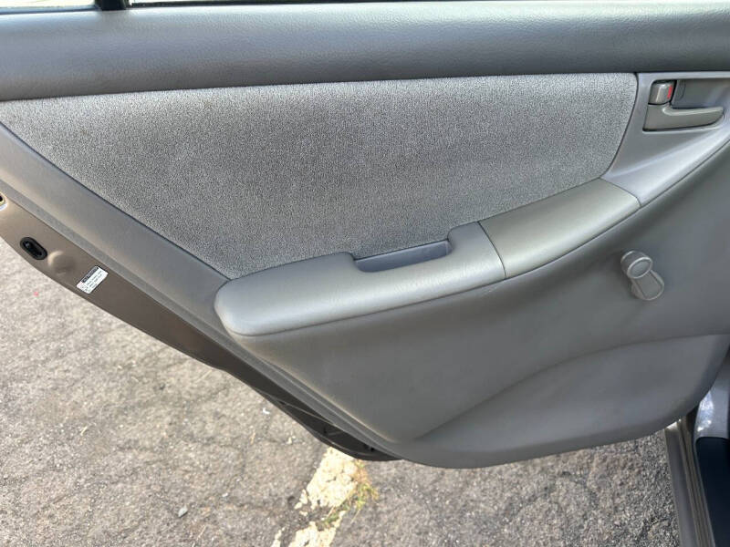 2004 Toyota Corolla CE