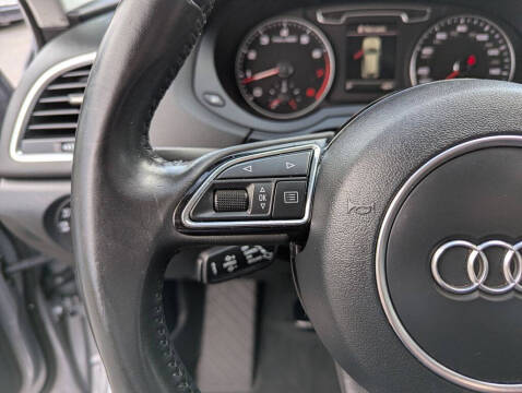 2015 Audi Q3 2.0T quattro Premium Plus