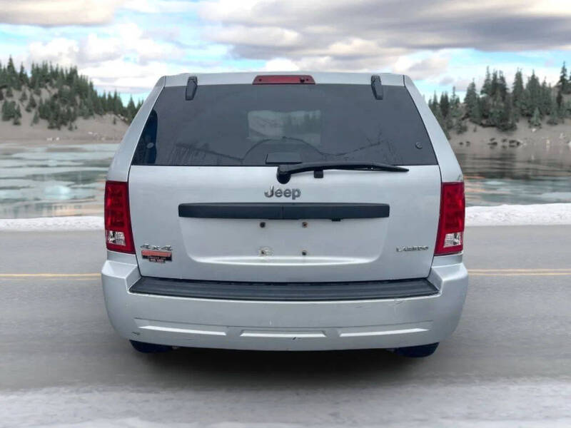 2005 Jeep Grand Cherokee Laredo