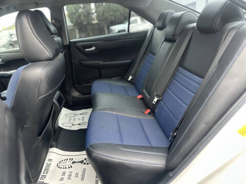 2016 Toyota Camry Special Edition