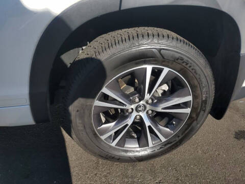 2018 Toyota Highlander Hybrid LE