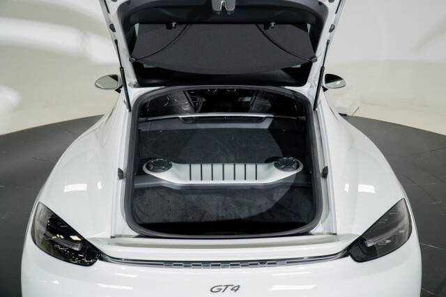 2020 Porsche 718 Cayman GT4