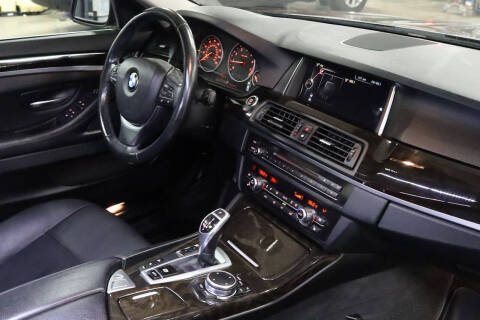 2016 BMW 5 Series 528i xDrive