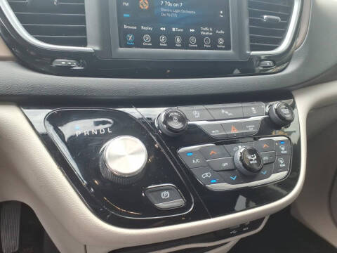 2018 Chrysler Pacifica Touring L