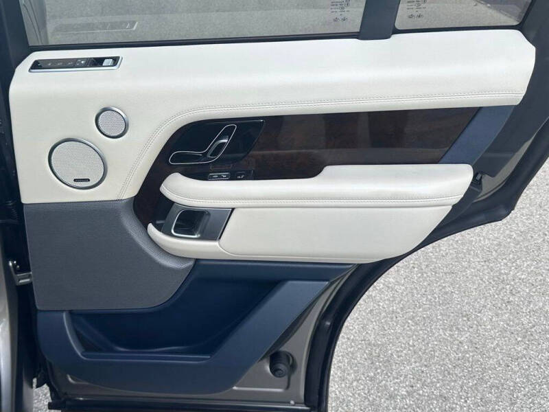 2020 Land Rover Range Rover P525 HSE